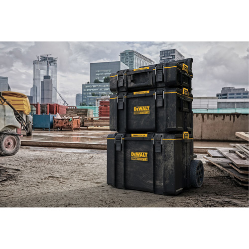 DEWALT DWST08450 Boîte &agrave; outils roulante ToughSystem 2,0, 23-69/100" x 19-79/100" x 38-7/10", Noir
