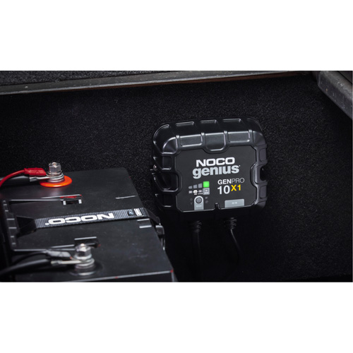 NOCO GENPRO10X1 Chargeur de batterie embarqu&eacute; &agrave; 1 sortie de 10 amp&egrave;res GenPro10X1 Genius