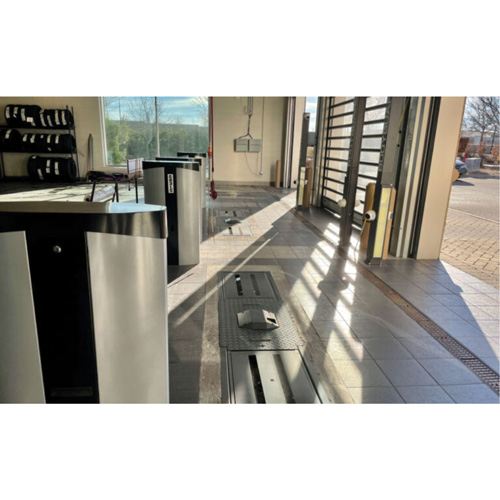 Coats 800ETOC Drive-Over Tread Depth Scanner with Surface Mount