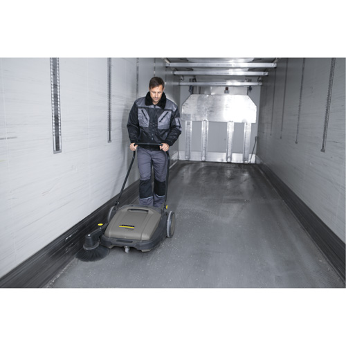 Karcher Professional 1.517-106.0 Radius KM 70/20 C Manual Push Sweeper, Manual, 19" Sweeping Width