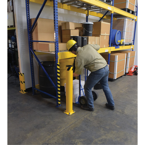 Vestil BOL-42-5.5 Borne, Acier, 42" h x 5-1/2" la, Jaune