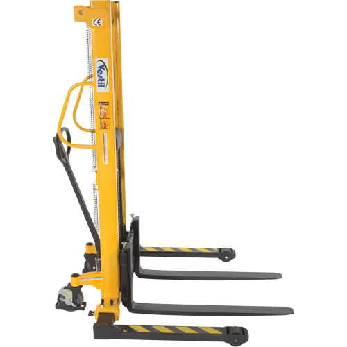 Vestil VHPS-2000-AA Gerbeur hydraulique manuel, Fonctionnement Pompe manuelle, Capacit&eacute; 2000 lb, Lev&eacute;e max 63"