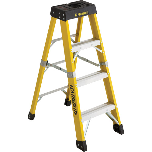 Featherlite 6404 Industrial Heavy-Duty Stepladders (6400 Series), 4', Fibreglass, 300 lbs. Capacity, Type 1A