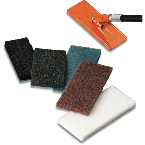 3M F-8531-4-5/8X10 Tampon de r&eacute;curage et de d&eacute;capage Scrub n Strip Doodlebug, 10" lo x 4-6/10" la