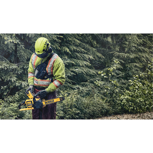 DEWALT DCCS670B Flexvolt&reg; Cordless Chainsaw, 16", Battery Powered, 60 V
