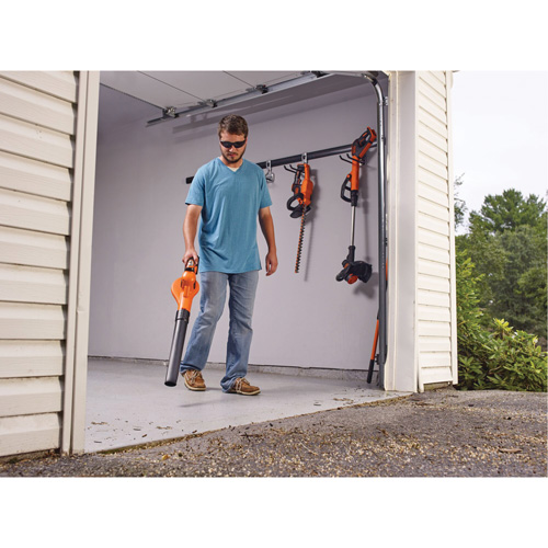 Black & Decker LSW321 Ensemble de balayeuse sans fil Max* PowerBoost, 20 V, Vitesse d'air 130 mi/h, &agrave; pile
