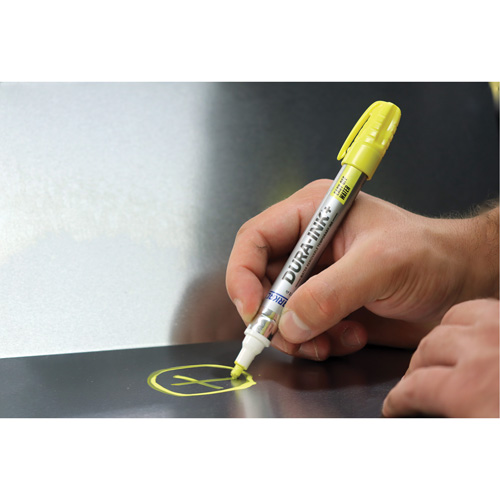 Markal 096311 Marqueur de peinture &agrave; leau Dura-Ink+ Easy Off, B&acirc;ton plein, Jaune