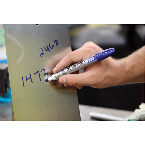 Markal 096325 Dura-Ink+ Easy Off Detergent Paint Marker, B&acirc;ton plein, Bleu