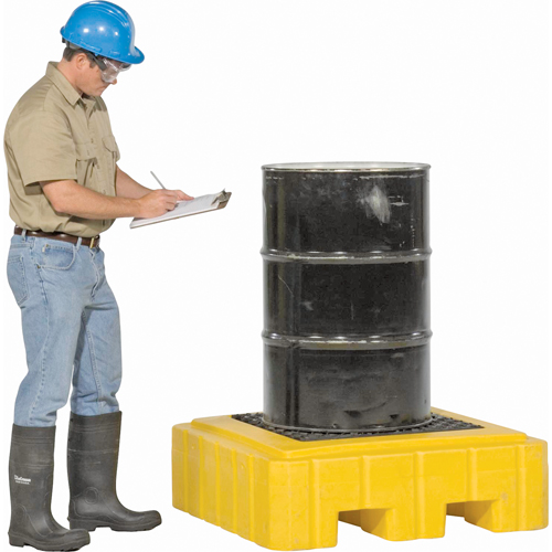 Ultratech 9606 Palette de d&eacute;versements Plus sans drain, Capacit&eacute; de d&eacute;versement 62 gal. US, 40" x 40" x 12"