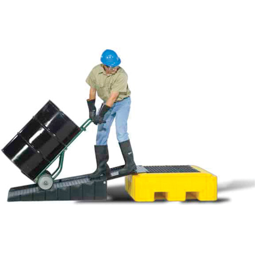 Ultratech 9606 Palette de d&eacute;versements Plus sans drain, Capacit&eacute; de d&eacute;versement 62 gal. US, 40" x 40" x 12"