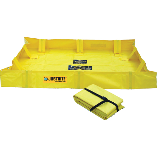 Justrite 28556 QuickBerm&reg; Lite Containment Berm, 79 gal. Capacity, 4' W x 4' L x 8" H, Snap-Up Bracket