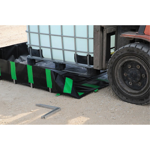 Ultratech 8250 Economy Ultra-Containment Berms&reg;, 179 US gal. Capacity, 4' W x 6' L x 12" H, L-Bracket