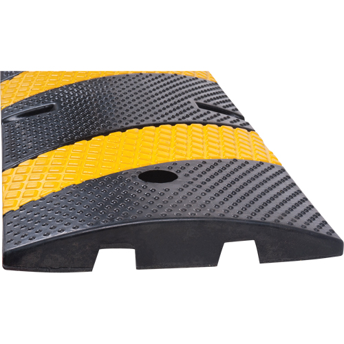 Zenith Safety Products SEH143 Speed Bump, Rubber, 6' L x 11-3/4" W x 2" H