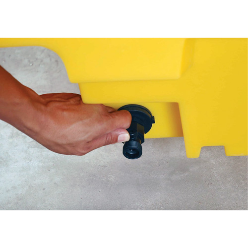 Ultratech 2396 Contenant de confinement Ultra-Rack Sump, 51,5'' lo x 51,5'' la x 12" ha, 66 gal. US Capacit&eacute;