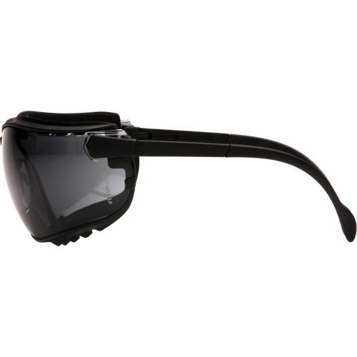 Pyramex GB1820ST Lunettes de s&eacute;curit&eacute; &eacute;tanches V2G, Lentille Grise/fum&eacute;e, Antibu&eacute;e/Anti-&eacute;gratignures, ANSI Z87+/R&eacute;pond ou surpasse la norme CSA Z94.3