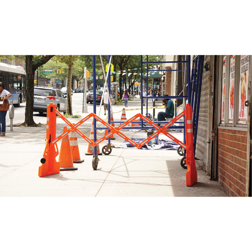 MLR International MULTI-GATE Multi-Gate Barricade, 43" H x 90" L, Orange