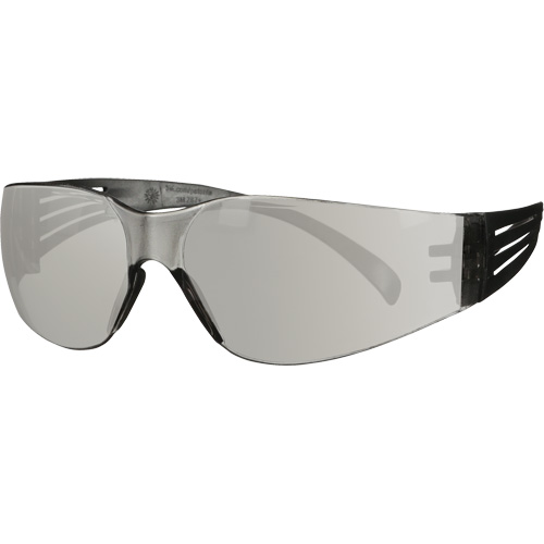 3M SF107AF-BLK Lunettes de protection de s&eacute;rie 100 SecureFit, Lentille Gris/Int&eacute;rieur/ext&eacute;rieur, Antibu&eacute;e/Anti-&eacute;gratignures, ANSI Z87+/R&eacute;pond ou surpasse la norme CSA Z94.3
