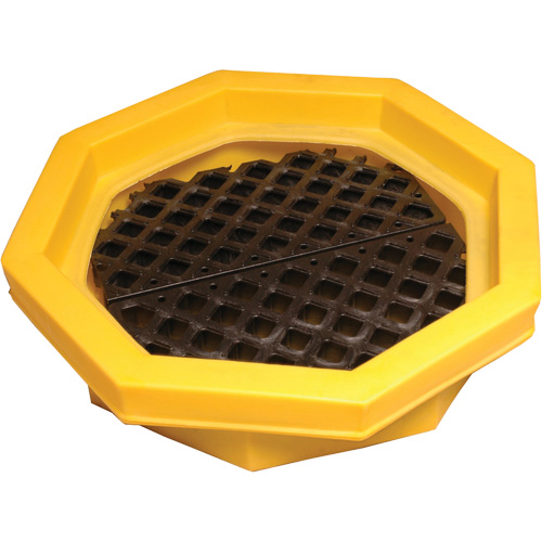 Ultratech 1046 Ultra-Drum Tray&reg; with Grating, 32" L x 32" W x 8.1" H, 21.1 US gal. Spill Capacity