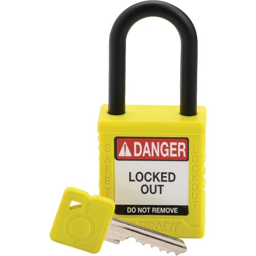 Brady SDPL-YLW-38PL-KD Cadenas de verrouillage de s&eacute;curit&eacute; Velocity, Jaune, Cl&eacute;s diff&eacute;rentes, Nylon, Largeur de 1-1/2"