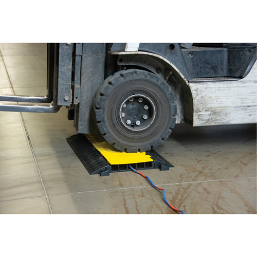 Zenith Safety Products SHJ533 Polyurethane Cable Protector, 5 Channels, 35.43" L x 19.69" W x 2" H
