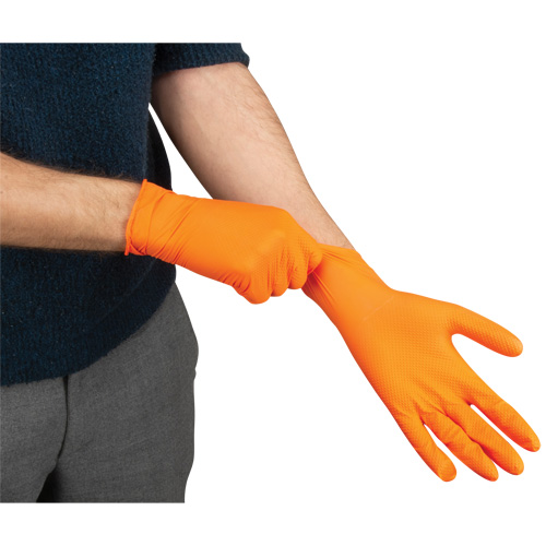 Produits de sécurité Zenith SHJ697 Gants d'examen de poids lourd &agrave; prise tactile, T-Grand, Nitrile, 8 mils, Sans poudre, Orange
