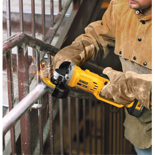DEWALT DCG412P2 Grinder Tool Kit