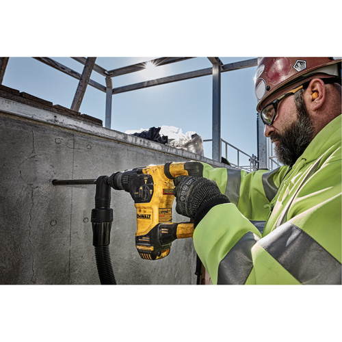 DEWALT D25333K Marteau rotatif SDS Plus en forme de L, 3/16" - 7/8", 8,5 A, 0-5200 coups/min Coups/min, 0-1150 tr/min Tr/min, 2,58 lb-pi