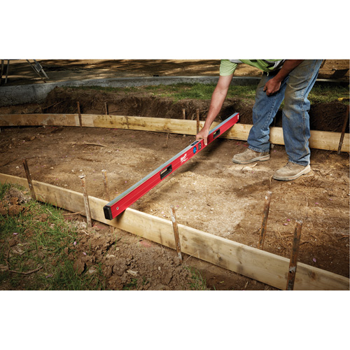 Milwaukee MLDIG72 Redstick Digital Level with Pin-Point Measurement Technology