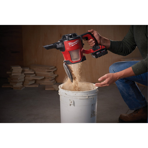 Milwaukee 0882-20 M18 Compact Vacuum (Tool Only), 18 V, 0.3 gal. Capacity