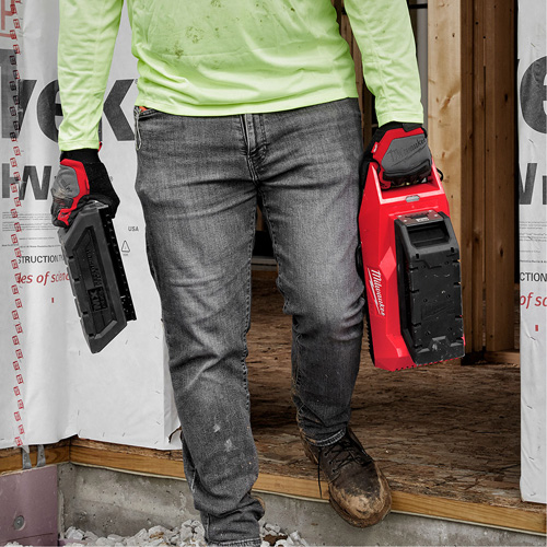 Milwaukee MXFC Chargeur de pile MX Fuel, 72 V, Lithium-ion