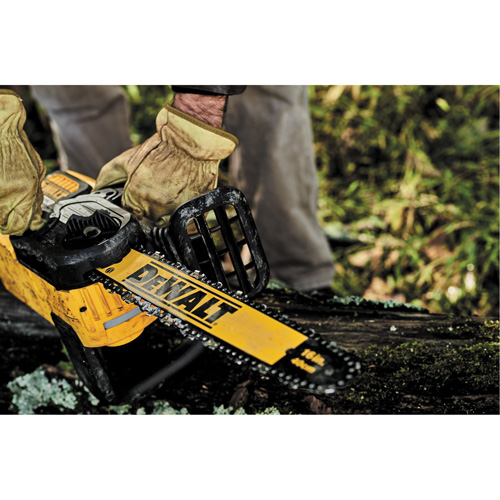 DEWALT DCCS670X1 FlexVolt&reg; Brushless Chainsaw Kit, 16", Battery Powered, 60 V