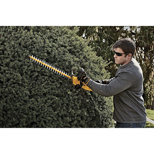 DEWALT DCHT820B Max Cordless Hedge Trimmer, 22", 20 V, Battery Powered