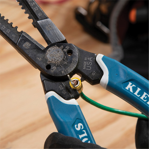 Klein Tools K12065CR Klein-Kurve&reg; Heavy-Duty Wire Stripper, Cutter & Crimper Multi-Tool, 8-1/4" L, 8 - 20 AWG