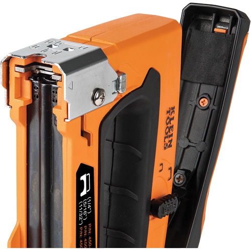 Klein Tools 450-100 Loose Cable Stapler, 5/16"/1/4"/11/32" Staples