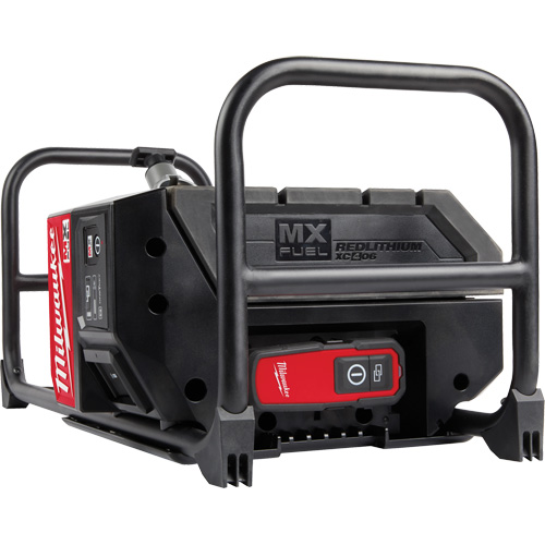 Milwaukee MXF371-2XC Ensemble vibrateur &agrave; b&eacute;ton &agrave; dos MX Fuel