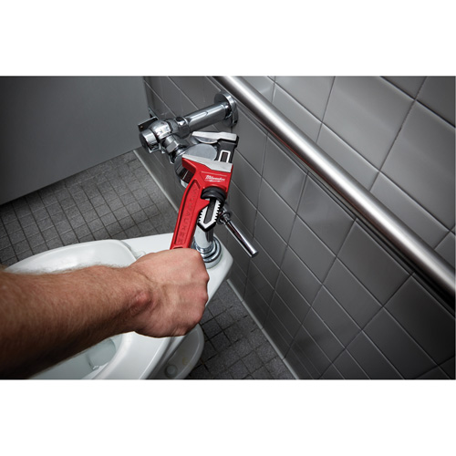 Milwaukee 48-22-7186 Cl&eacute; &agrave; tuyau &agrave; m&acirc;choires lisses, Cap des m&acirc;choires 2-5/8", Longueur 12", Fini Rev&ecirc;tement en poudre, Prise Ergonomique