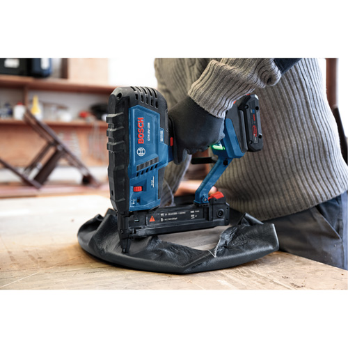 Bosch GTH18V-18MN Agrafeuse &agrave; couronne &eacute;troite sans balai de calibre 18 (outil seul)
