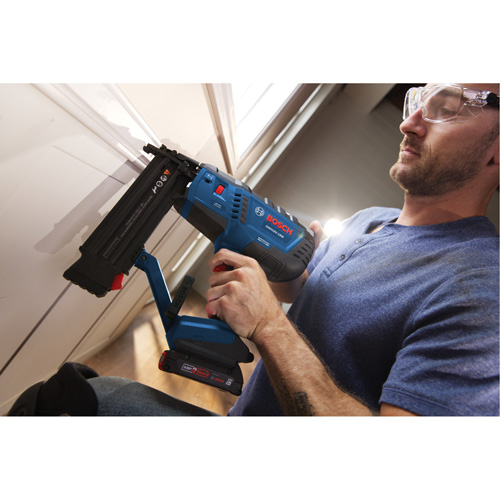 Bosch GNH18V-18MB12 Brushless 18-Gauge Brad Nailer Kit with Standard Power Battery, 18 V, Lithium-Ion