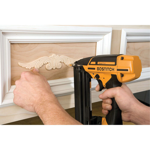 Stanley Bostitch BTFP12233 Smart Point Nailer Kit