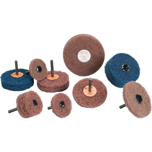 3M STA-880413 Standard Abrasives Buff & Blend Wheel, 3" Dia. x 1/4" W, 1/4" Arbor, Aluminum Oxide