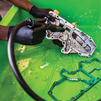 Walter Surface Technologies 53G127 CB 100 ALU Ultra-Powerful Natural Cleaner and Degreaser, Pail