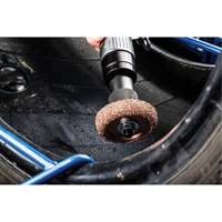 Steelman SLP9305 Roue de tamponnage et d'abrasion en carbure de tungst&egrave;ne pour tampon de pneu &agrave; basse vitesse, Diam&egrave;tre 2-3/5", 4,5" lo, 4" la, Hauteur 1,1"