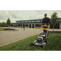 DEWALT DCMWSP700Y2-CA 60V MAX* Brushless Cordless RWD Mower Kit, Self-Propelled Walk-Behind, Battery Powered, 21" Cutting Width
