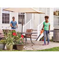 Black & Decker LSW221-CA Trousse de balayeuse sans fil Max*, 20 V, Vitesse d'air 130 mi/h, &agrave; pile