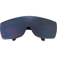 Crews 98150 Lunettes de s&eacute;curit&eacute; Yukon TG, Lentille 5,0, Anti-&eacute;gratignures, ANSI Z87+/R&eacute;pond ou surpasse la norme CSA Z94.3