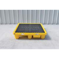 Ultratech 1000 Palettes Ultra-Spill Pallet pour quatre barils, Capacit&eacute; de d&eacute;versement 66 gal. US, 53" x 53" x 11,75"