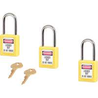 Master Lock 410KAS3YLW Cadenas Zenex s&eacute;rie 410 - ensemble de 3, Cadenas de s&eacute;curit&eacute;, Cl&eacute;s identiques, Thermoplastique, Largeur de 1-1/2"