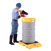 Ultratech 1320 Syst&egrave;mes de r&eacute;servoir souple pour plateforme de d&eacute;versements, Capacit&eacute; de d&eacute;versement 77 gal. US, 25,8" x 30,5" x 5,8"