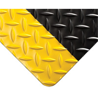 Wearwell 701.14X3X75BYL Tapis Diamond-Plate pour tableau de contr&ocirc;le no 701, 3' la x 75' lo, 1/4" &eacute;paisseur, Noir/Jaune, PVC
