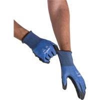 Produits de sécurité Zenith SHO179 Gants l&eacute;gers et haute dext&eacute;rit&eacute; r&eacute;sistants &agrave; la coupe, Taille 7, Calibre 18, Rev&ecirc;tement Mousse de nitrile, Enveloppe en Acier inoxydable/PEHP/Tungst&egrave;ne, ASTM ANSI niveau A9